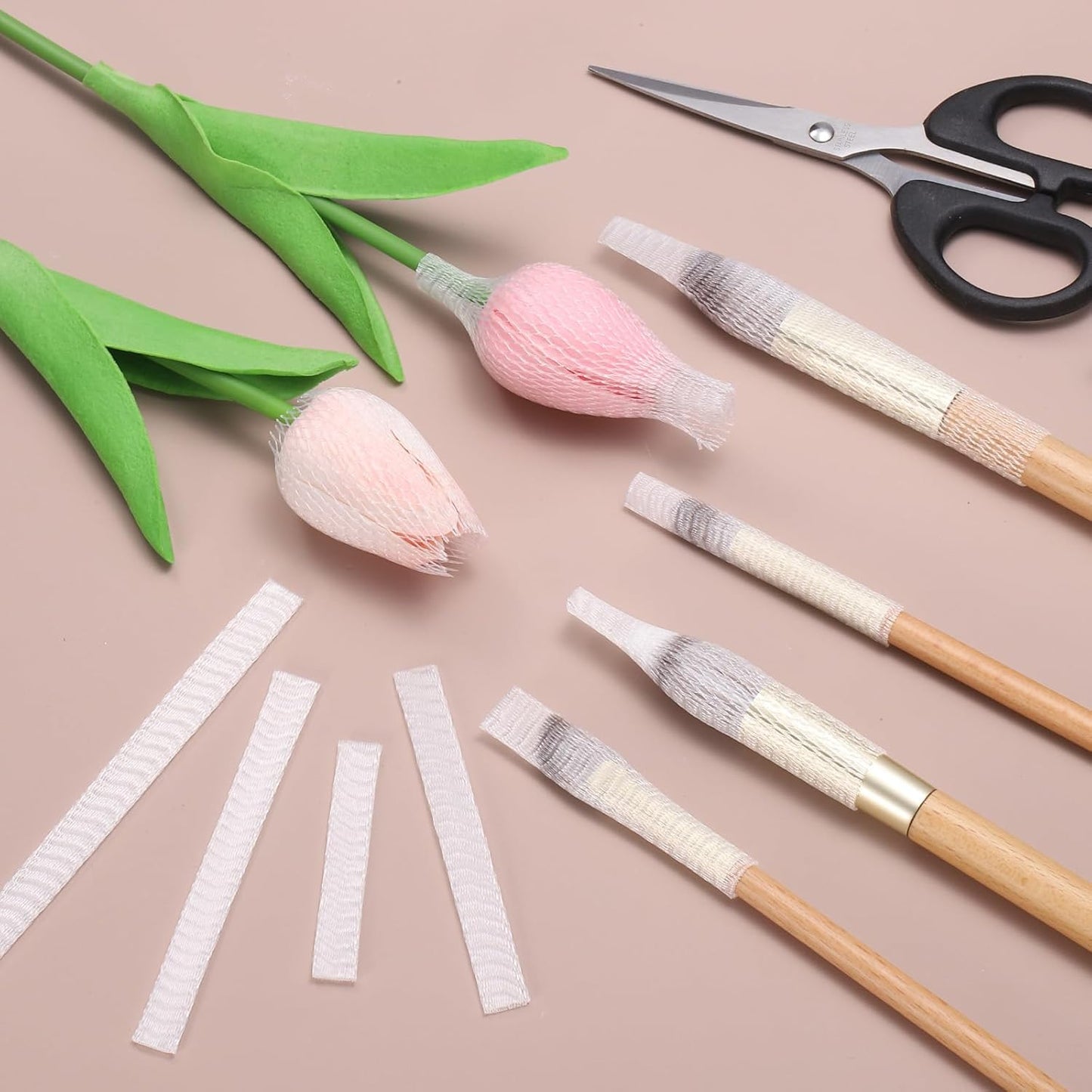 uxcell 100Pcs Makeup Brush Protector, 8cm Plastic Reusable Expandable Mesh Cover for Cosmetic Brush Storage Bud of Rose, Clear