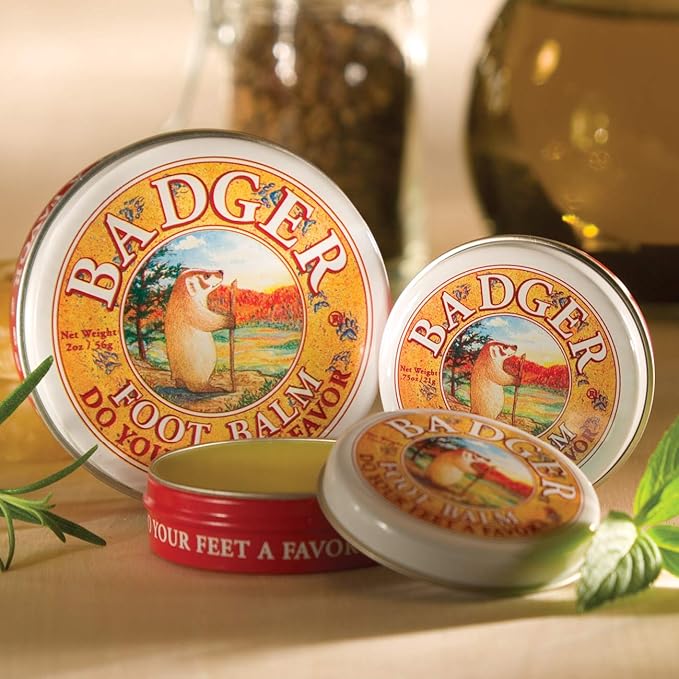 Badger Foot Balm, 100% Organic Foot Cream for Dry Cracked Heels and Feet, Fast Acting Foot Care for Women & Men, All-Natural Cracked Heel Treatment, 2 oz Tin