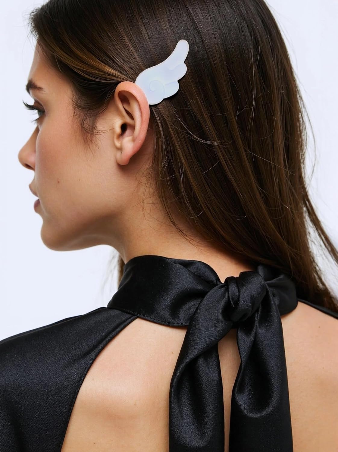 Detangling Hair Brush – Anti-Static, Gentle on Scalp, Styling Tool for All Hair Types – Shine-Enhancing, Travel-Friendly Hair Care Essential Set (Beige)