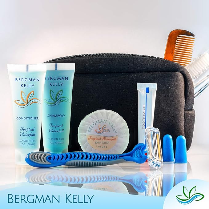 BERGMAN KELLY - Travel Size Lotion - 1 fl oz, 200 PK, Tropical Waterfall - Delight Your Guests w/Invigorating & Refreshing Body Lotion - Quality Mini & Small Size Guest Hotel Toiletries in Bulk
