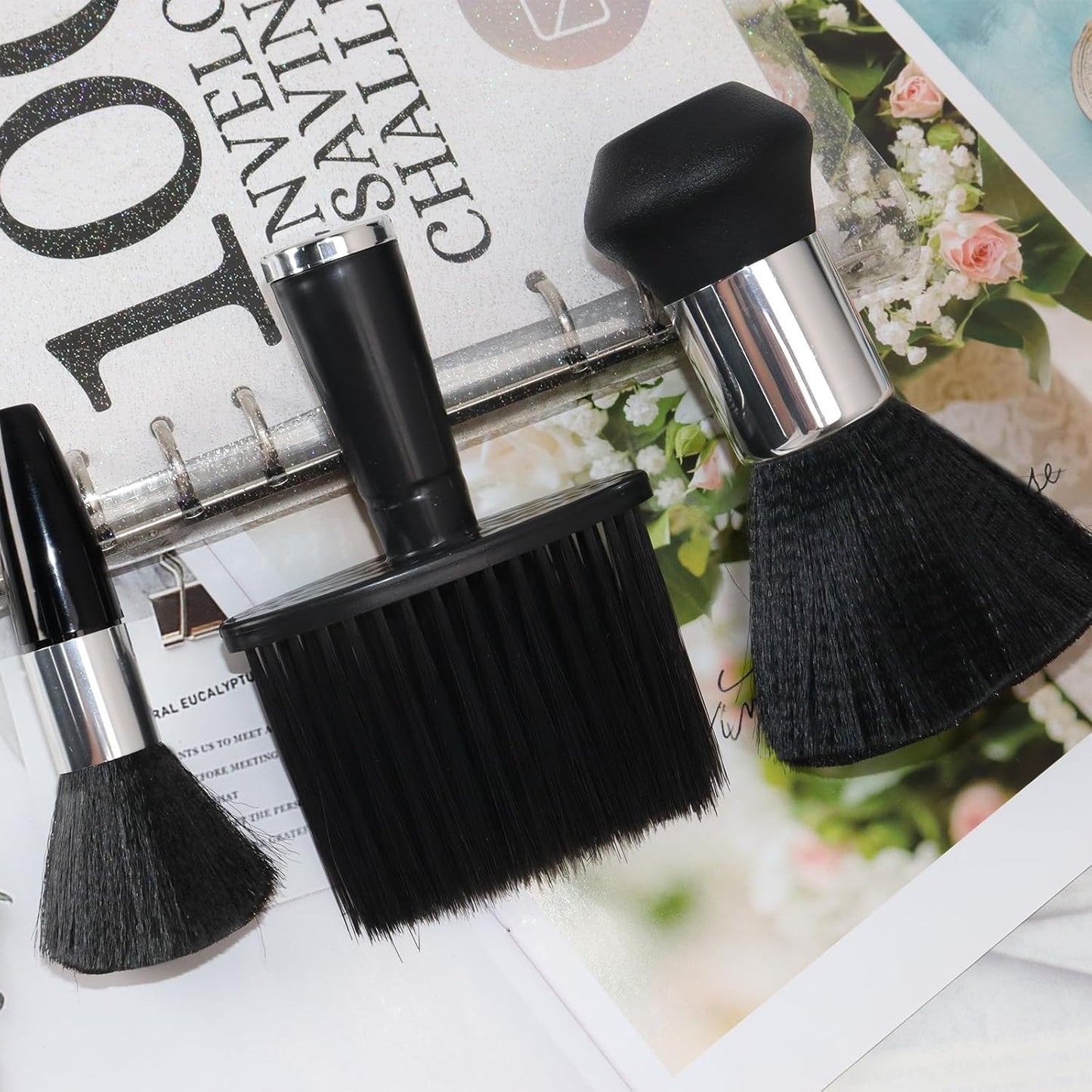 3Pcs Black Neck Dust Brush Set with Storage Bag, Soft Bristled Matte Handle Hair Brush & Barber Duster for Salon Essentials