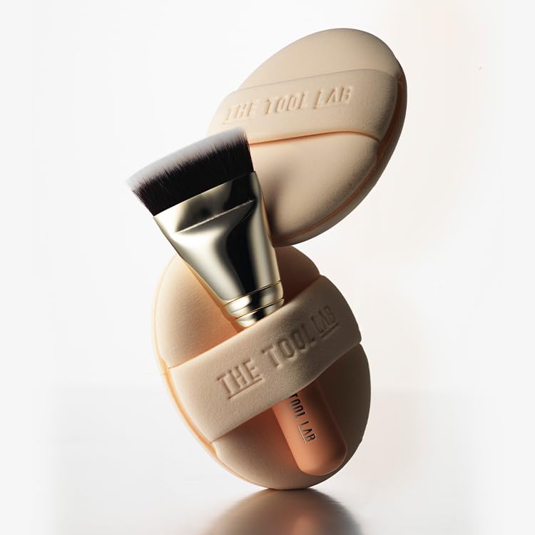 THE TOOL LAB All Day Cover Duo - Premium Base Makeup Set for Liquid Cream Powder Foundation, Buffing Blending Face Brush, Sponge, Portable Case - 1.1" Flat Top Brush