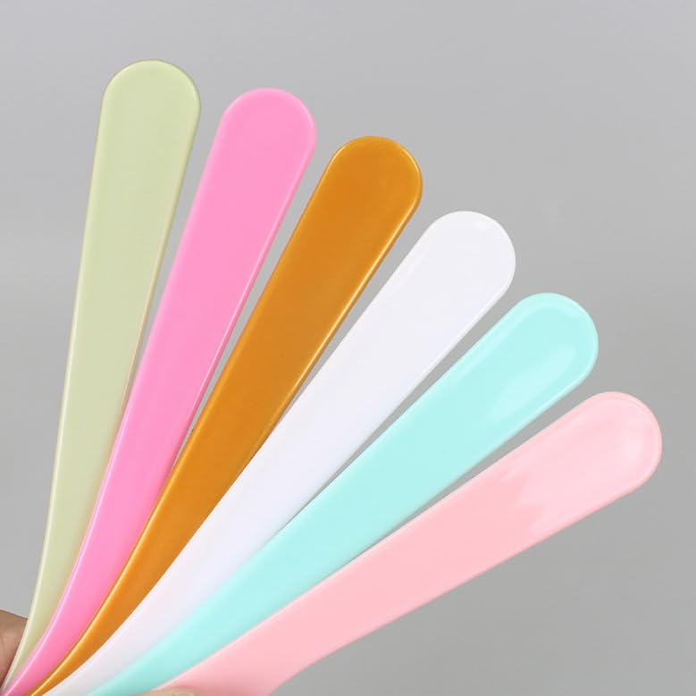 100pack Cosmetic Spatula for Face Mask Cream Stick Plastic Frosted Tip Spoon Disposable Makeup Tool for Easy Mixing, Sampling, Waxing DIY Facial Mask Skincare, 15.5 x 4cm, Reusable, 6 Colors