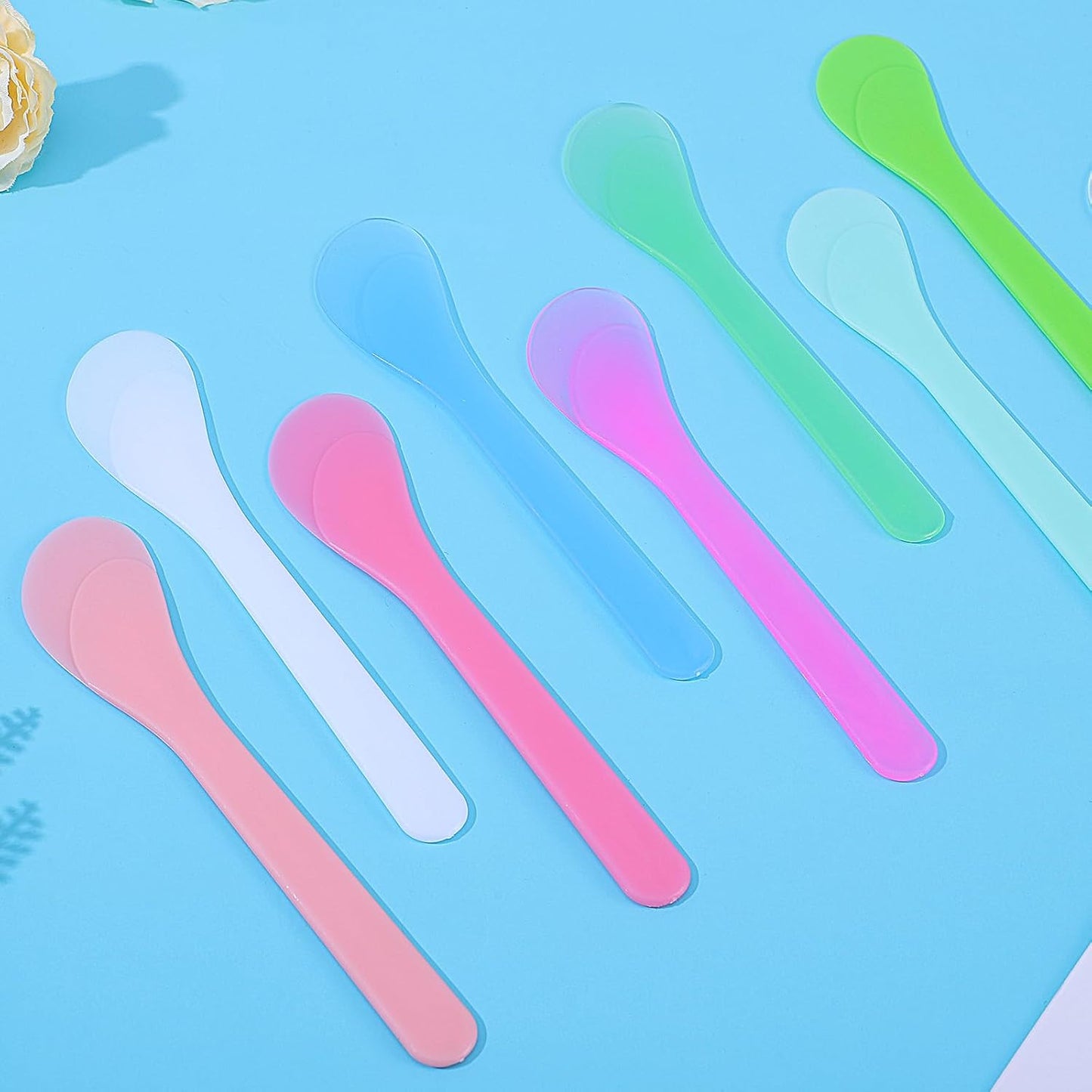 10 PCS 5inch Makeup Scoops, 10 Color Plastic Beauty Spoon Face Mask Plastic Spoon Reusable Cosmetic Dig Scoop Spatula Mask Tip, Masks Mixing Spoons Reusable FacialSkin Care Tools for DIY Facemask