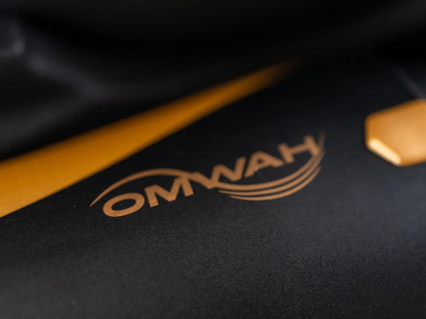 OMWAH Professional Blow Dryer - Powerful 1600W-1875W Salon-Quality Hair Dryer with Customizable Settings, Cool Shot Button, and Versatile Attachments for Stunning, Frizz-Free Hair Styling