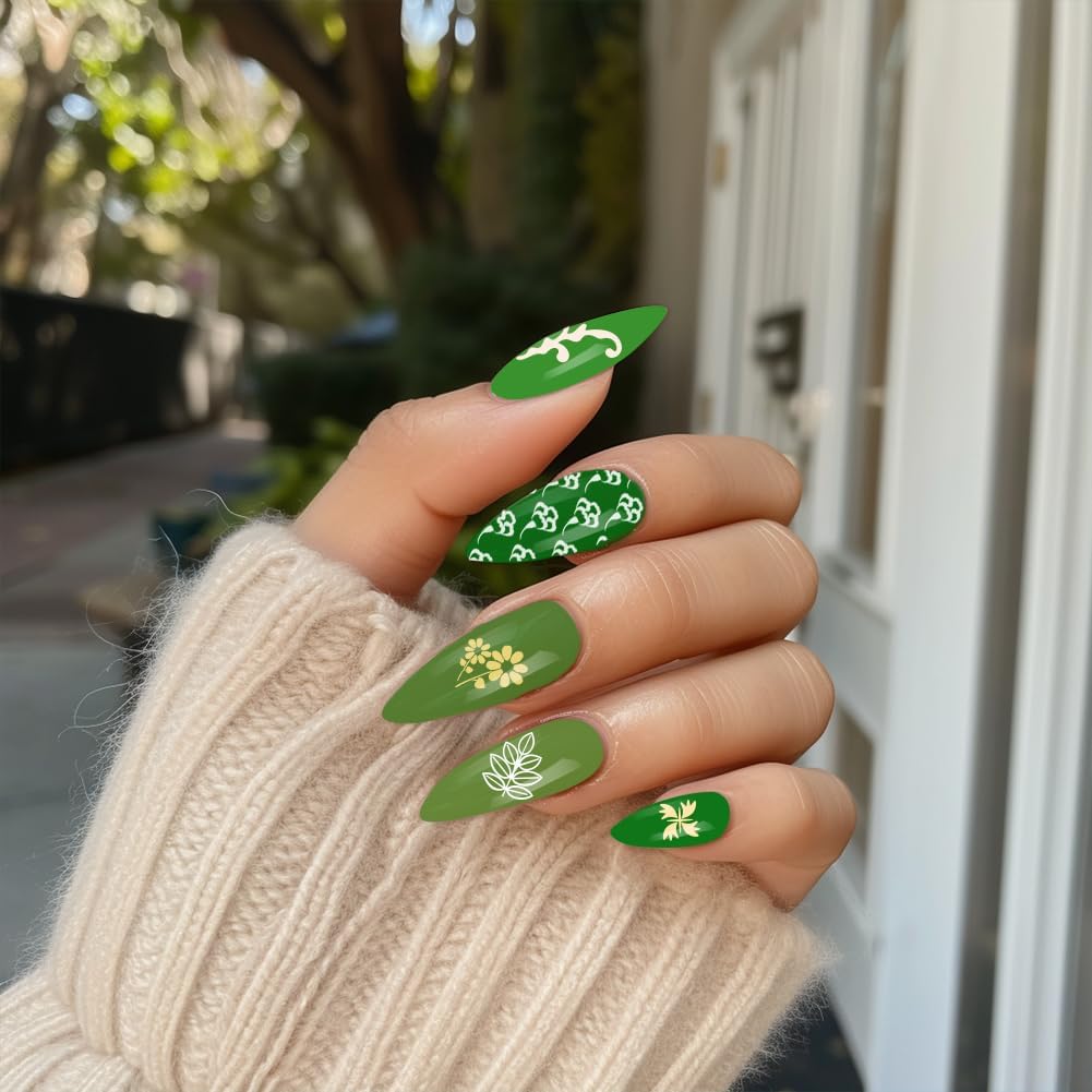 3Pcs Floral Leaves Nail Stamping Plate Set Roses Flower Vine Ginkgo Leaf Steel Nail Stamp Templates Clear Silicone Nails Stamping with Stamper Scraper for Manicure Printing