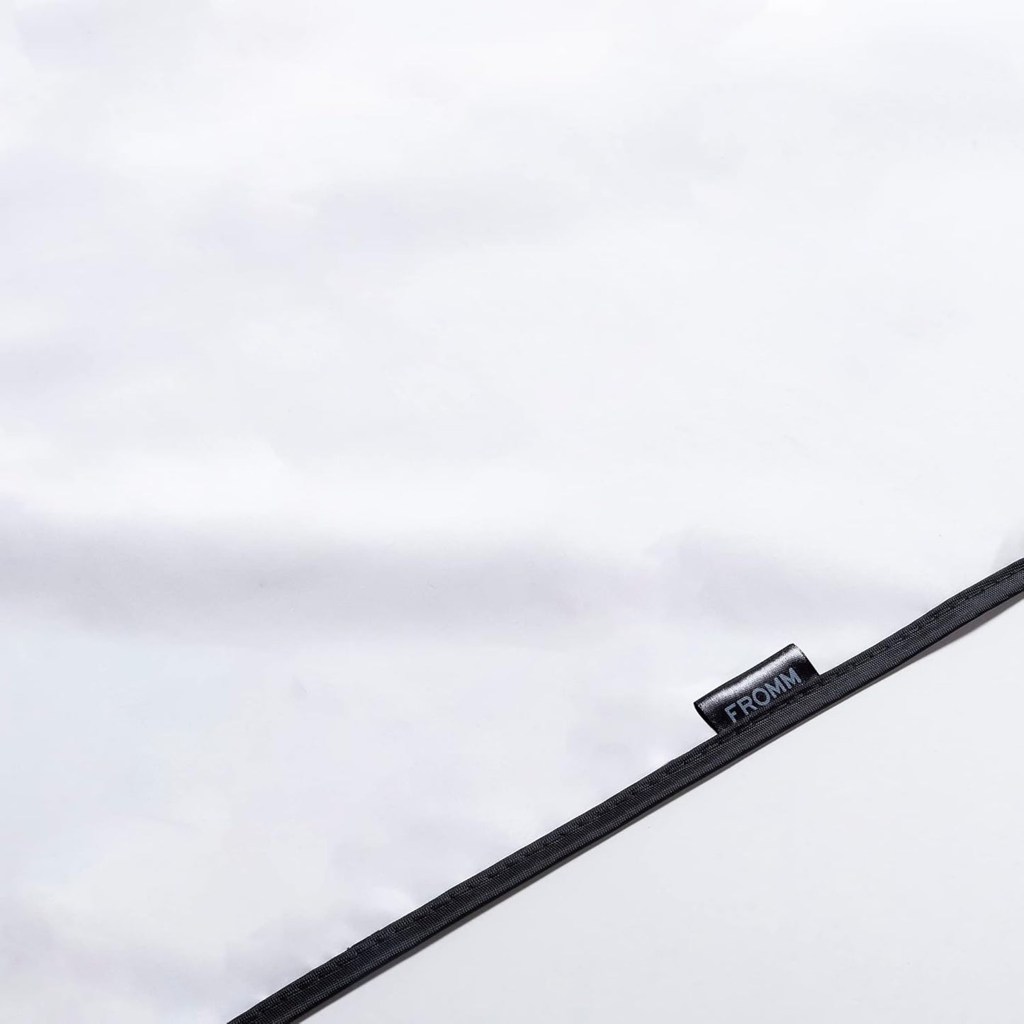 Fromm Professional Client Hair Styling and Hair Cutting Cape, Water and Stain Repellent Teflon Coating for Shampoo Bowl and Wet/Dry Cutting, 44" x 58", White with Black Trim