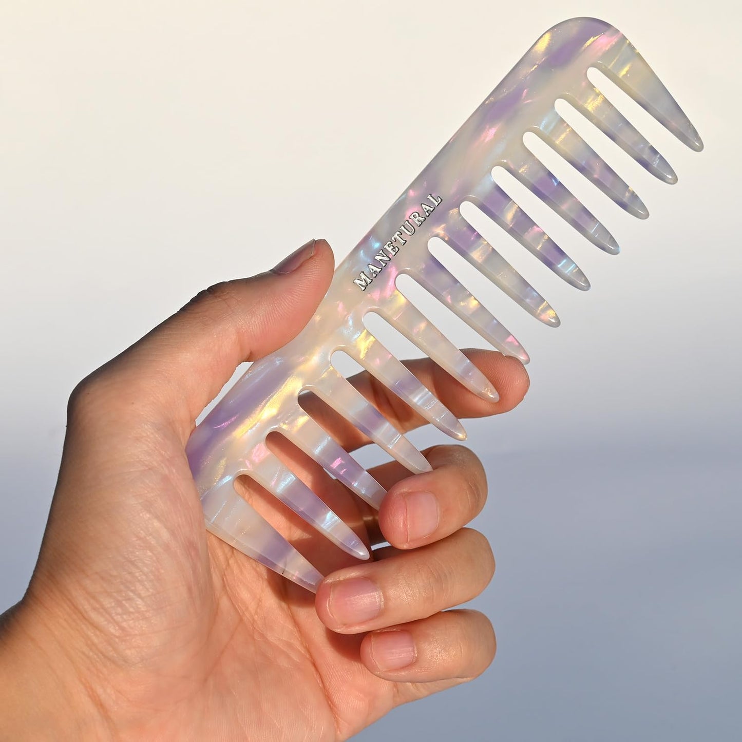 S1 Elegant Wide-Tooth Comb – Lightweight, Travel-Friendly, and Stylish Design for Tangle-Free Hair (White Purple)