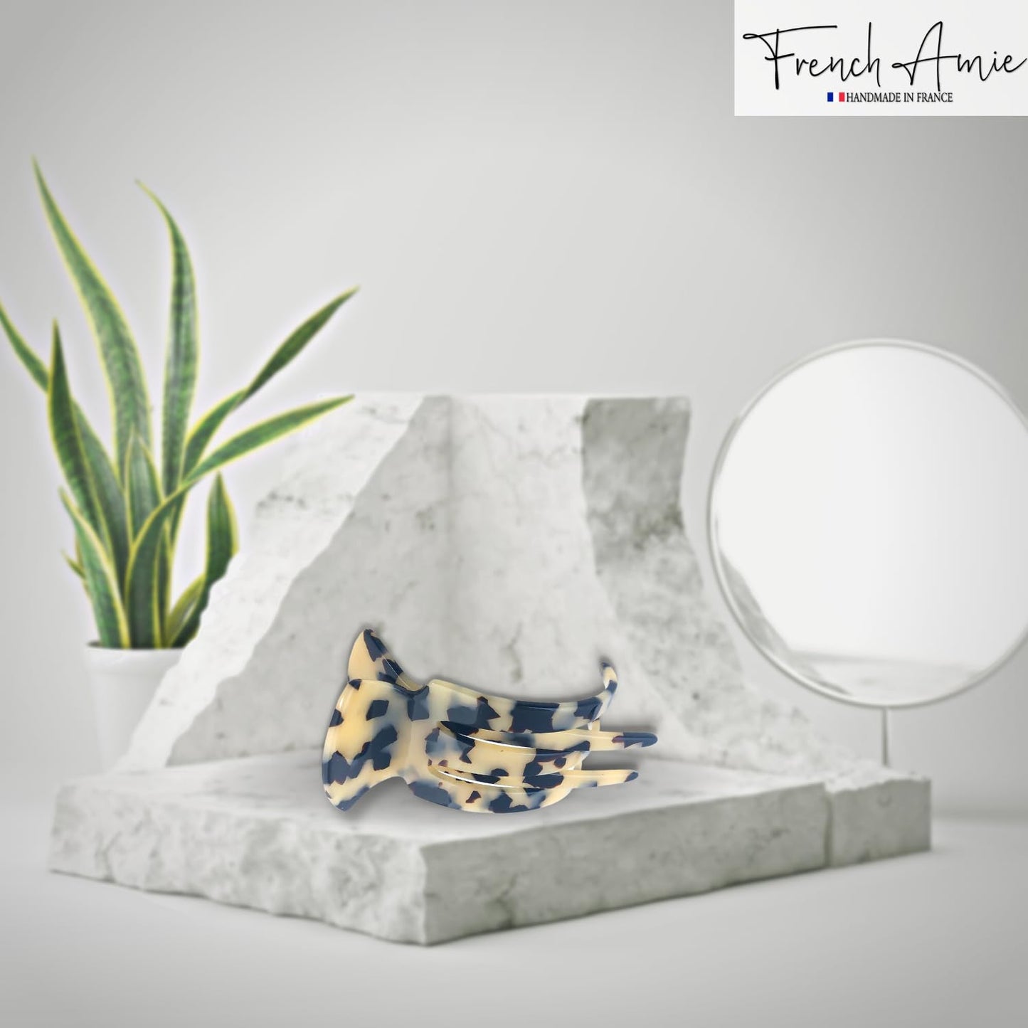 French Amie Pelican White Tokyo Handmade Celluloid Side Slide Beak Duck Jaw Hair Claw Clip Clamp Clutcher for Fine Hair Types