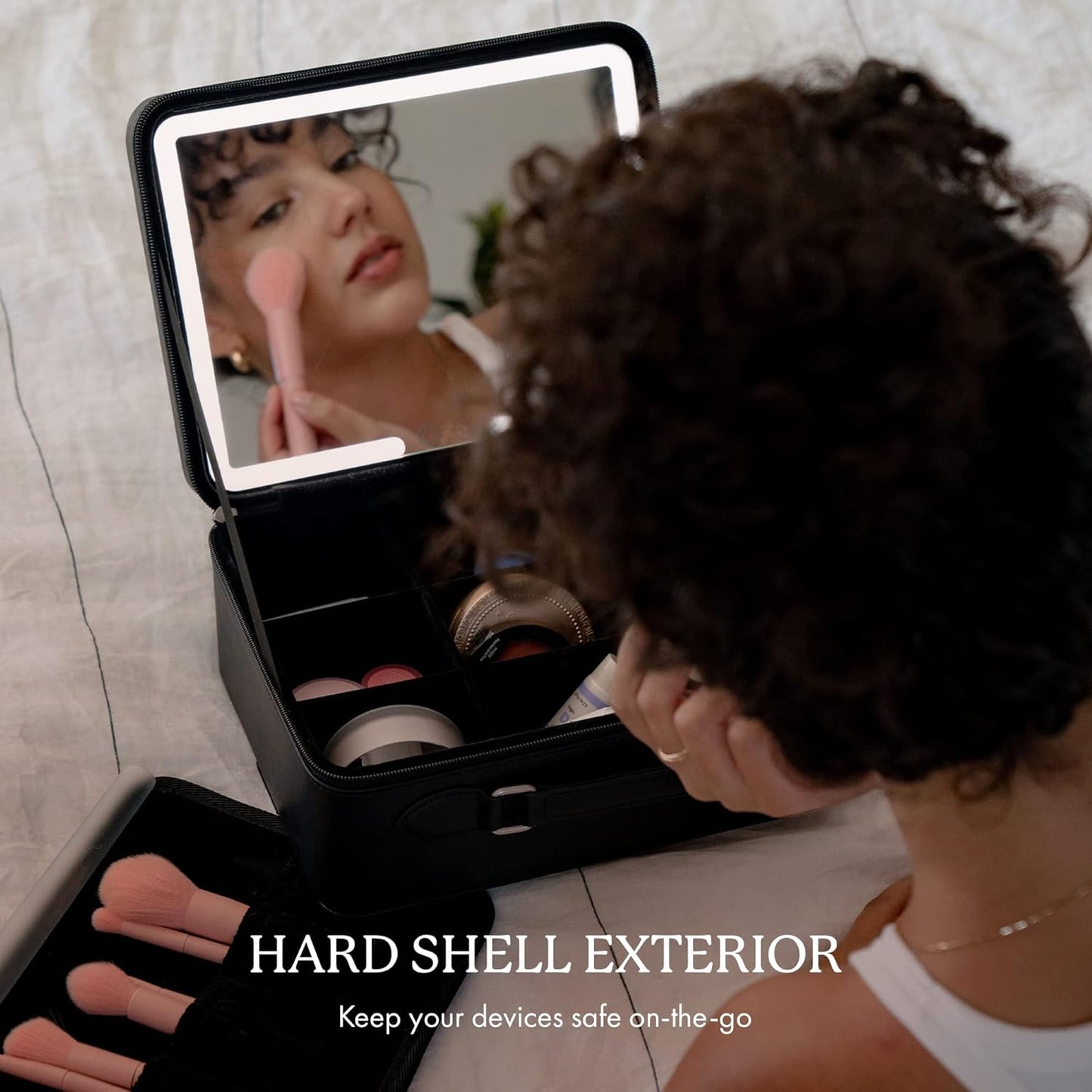 Vanity Planet Baia Black LED Lighted Travel Makeup Bag With Customized Storage