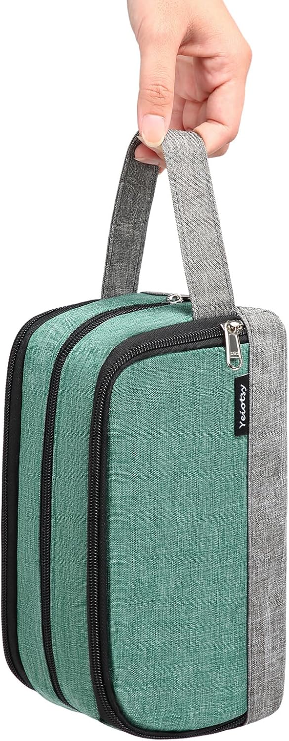 Yeiotsy Men's Travel Toiletry Bag – Color Clash Dopp Kit with Mesh Pockets, Durable Shaving Organizer for Gym, Camping & Weekend Trips