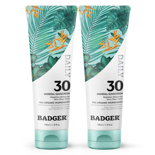 Badger Mineral Daily Sunscreen with Zinc Oxide, SPF 30, Lightweight & Easy to Apply w/No White Cast, Moisturizing Organic Sunscreen, Reef Safe, Vegan, Unscented, 4 fl oz, 2-Pack