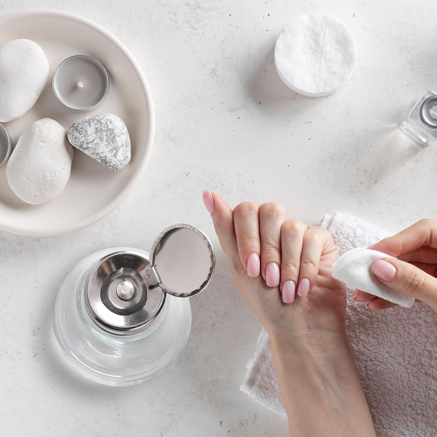 Lallisa 2 Pcs 6 Oz/ 180 ml Pump Dispenser Bottle Empty Push Down Glass Dispenser Bottle with Flip Metal Cap Makeup Remover Alcohol Pump Sanitizer Container for Nail Polish