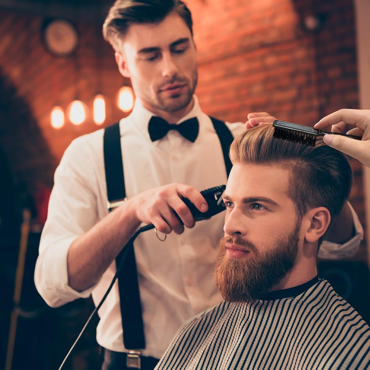 3Pcs Neck Duster Barber Brush, Barber Accessories Supplies Professional, Black Plastic Handle Bristles Soft Cleaning Brush for Remove Loose Hair Around Neckline Haircut Hair Styling Tools