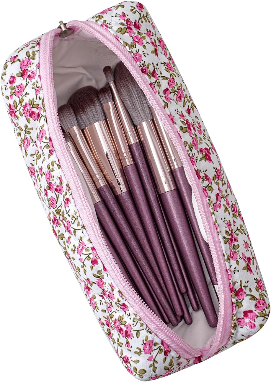 Cute Floral Cotton Makeup Brush Cosmetic Bag for Women, Travel Quilted Zipper Make Up Bag, Flowers Toiletry Organizer Case Kawaii Makeup Cosmetic Travel Cloth Pouch (Red Floral)