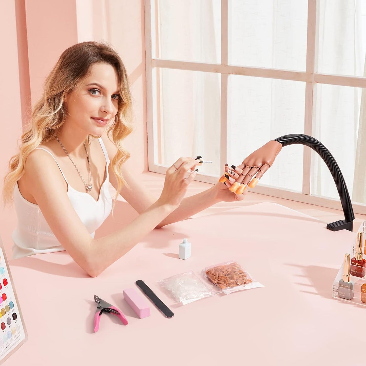 Nail Practice Hand for Acrylic Nails, Flexible Nail Maniquin Hand to Practice Nail Art, Movable Nail Training Hands for Beginners Nail Skills Practicing with 200pcs Fake Nails Tips