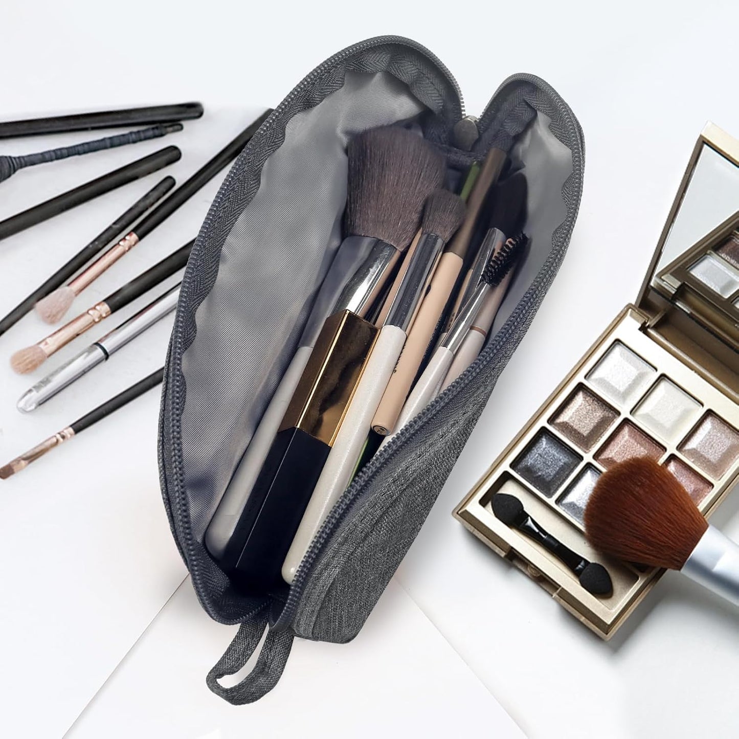 Gloppie Portable Makeup Brush Bag - Compact and Durable Small Cosmetic Case for Daily and Travel Use, Grey