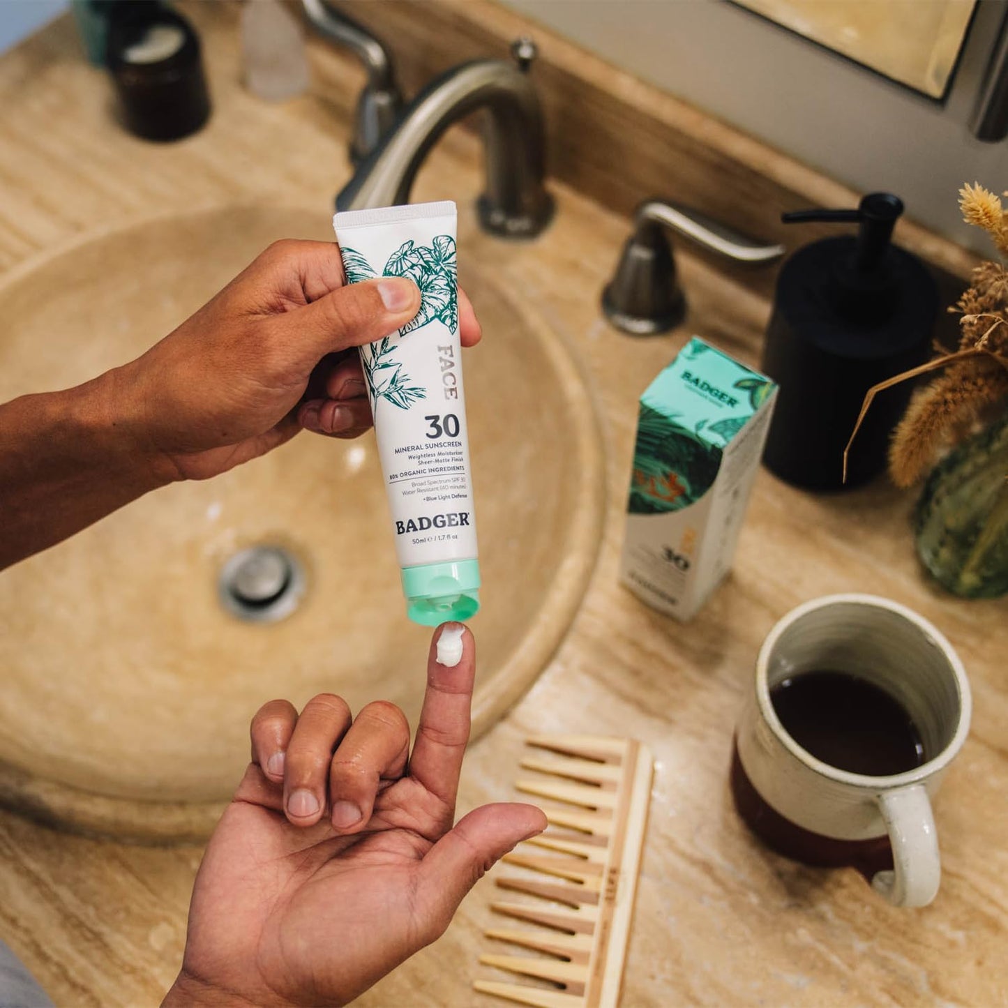 Badger Zinc Oxide Face Sunscreen SPF 30, Lightweight Mineral Sunscreen for Face, Matte Finish, No White Cast, Vegan, Water Resistant, Unscented, Mineral Sunblock Lotion, 1.7 fl oz, 2-Pack