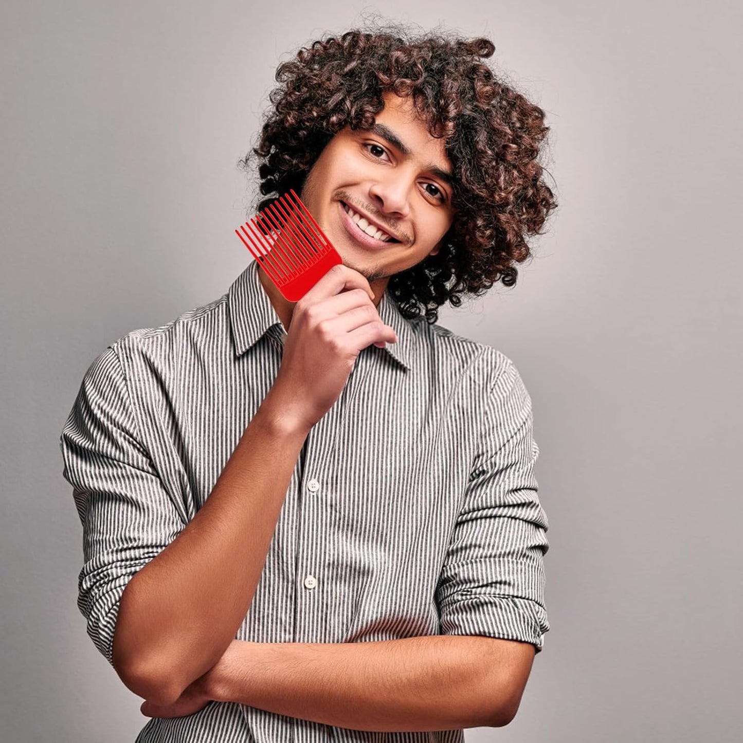 2 Pcs Hair Pick Comb Wide Tooth Lift for Hair Styling Detangling Plastic Afro Comb for Women Men (Black, Red)