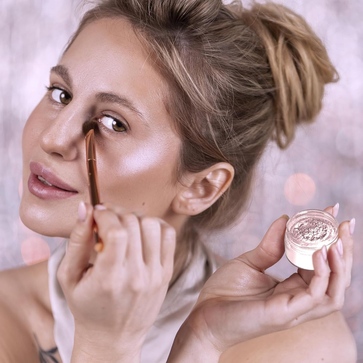 50 Pack 1 OZ Plastic Jars Round Clear Cosmetic Container with Clear Lids, Eternal Moment Slime Jars for Lotion, Cream, Ointments, Makeup, Eye shadow, Rhinestone, Samples, Pot, Travel Storage