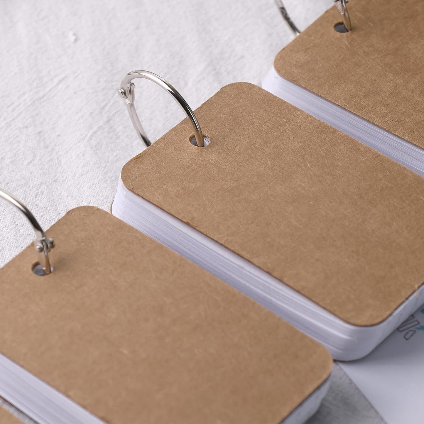 Koogel 300PCS Small Index Cards with Ring, 2.2 x 3.5 Inch, Lined Heavy Ruled Flash Cards for Studying, Portable Notecards for School Classroom Office Recipe Note Taking and To Do List Supplies, White