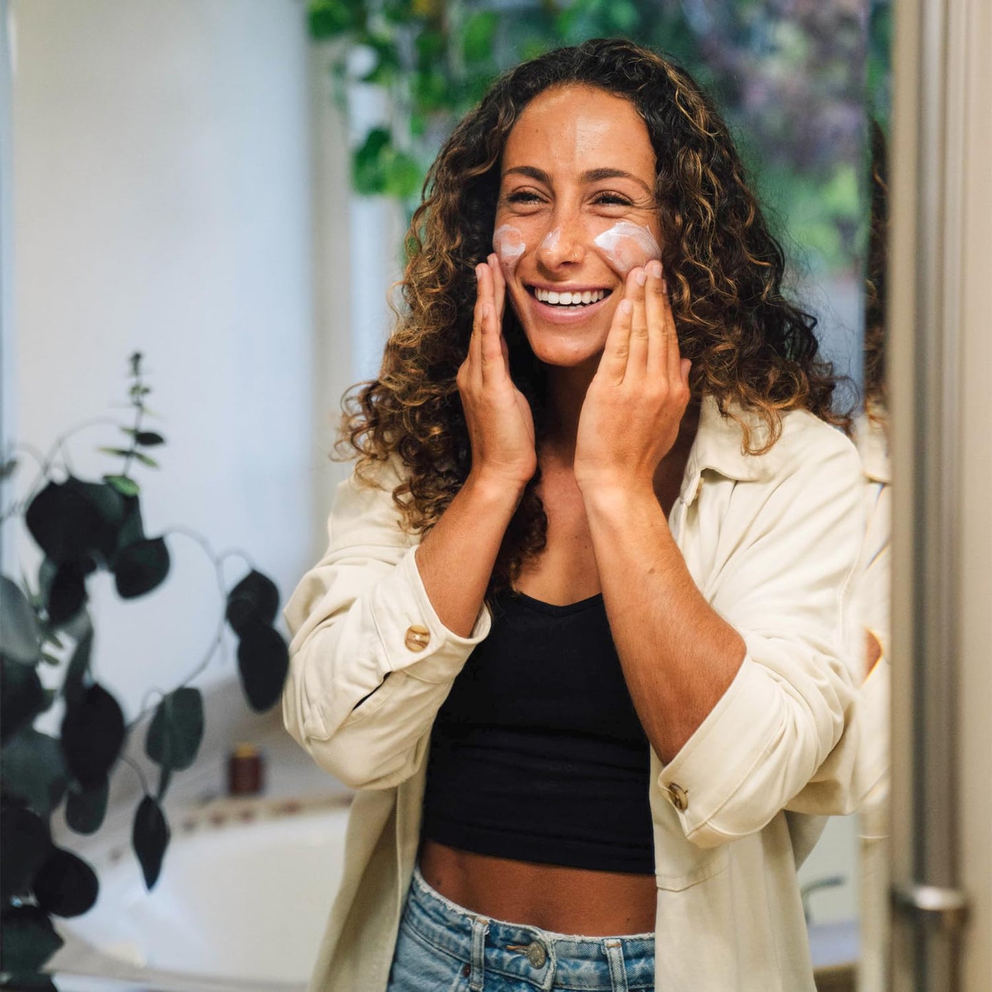 Badger Zinc Oxide Face Sunscreen SPF 30, Lightweight Mineral Sunscreen for Face, Matte Finish, No White Cast, Vegan, Water Resistant, Unscented, Mineral Sunblock Lotion, 1.7 fl oz, 2-Pack