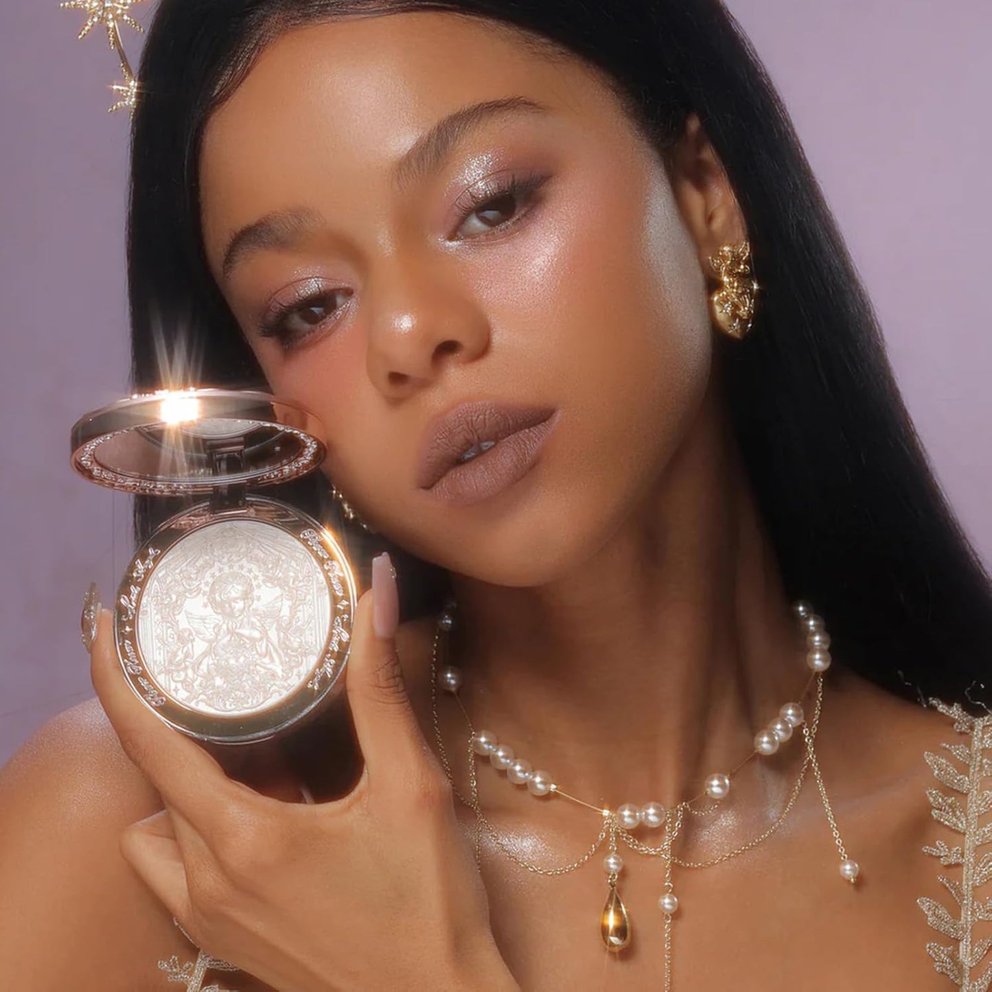 Flower Knows Little Angel Embossed Highlighter - Moonlight White Highlighter Powder,Long-Lasting Moonlight Glow,Creamy White&Subtle Warm Shimmer,Velvet & Weightless Finish(L03 Chanting Anthem)