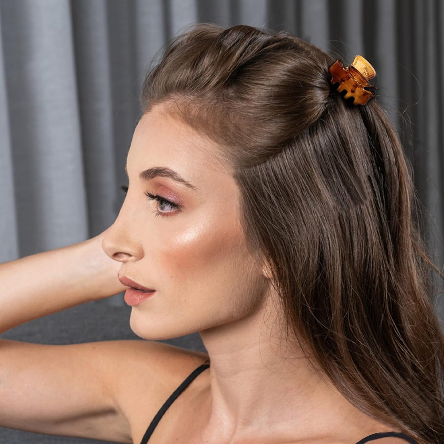 22 pcs Light Brown Small Hair Claw Clips for Women and Girls, 1.1 inch Medium to Small Hair Clips for Styling Sectioning, Clamp Hair Bangs, Keep in Side, Perfect Gifts.