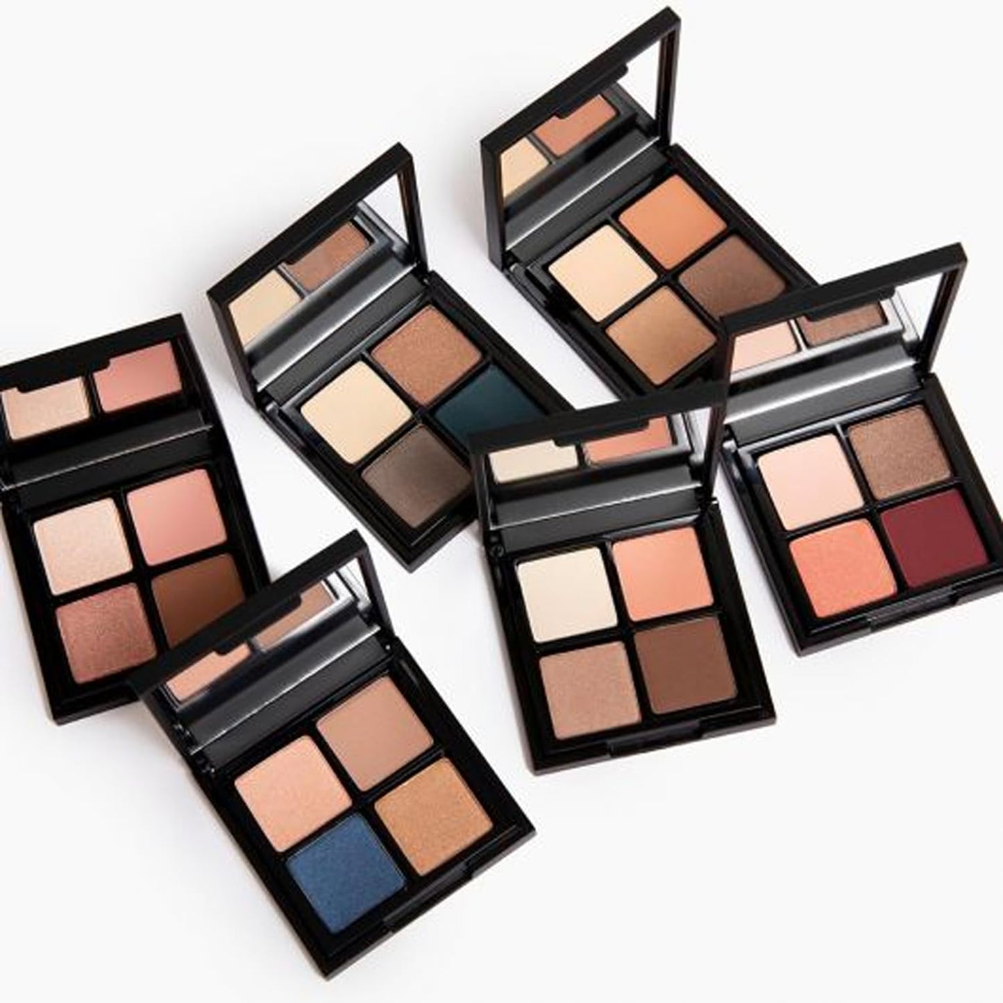 Glo Skin Beauty Eye Shadow Quad | Expertly Matched Shades for A Custom Eye Statement, (Warm Smokey)