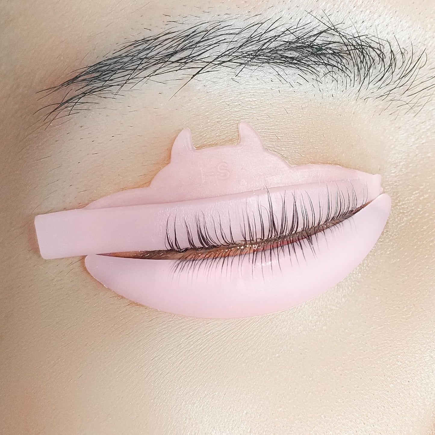 Libeauty Premium Lash Lift Rods, 4+1 Set with Lower Eyelash Shields, Reusable Soft Silicone Pads for Eyelash Curling & Lifting, Pink Monster Shape