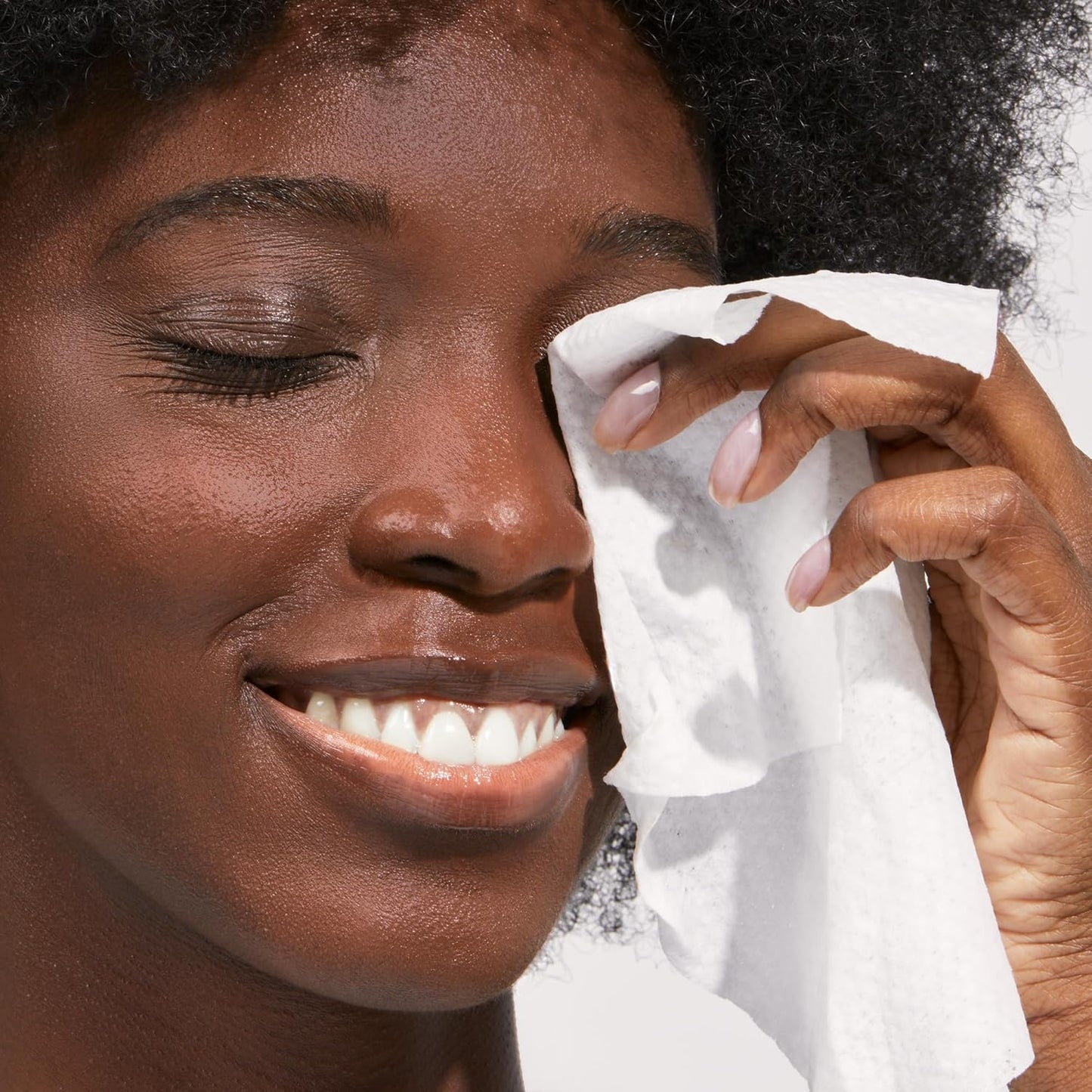 Beekman 1802 Face & Body Wipes, Lavender - Scented - 30 Count - Cleanses - With Goat Milk, Aloe & Vitamin E - Alcohol Free, Biodegradable - Good for Sensitive Skin - Cruelty Free