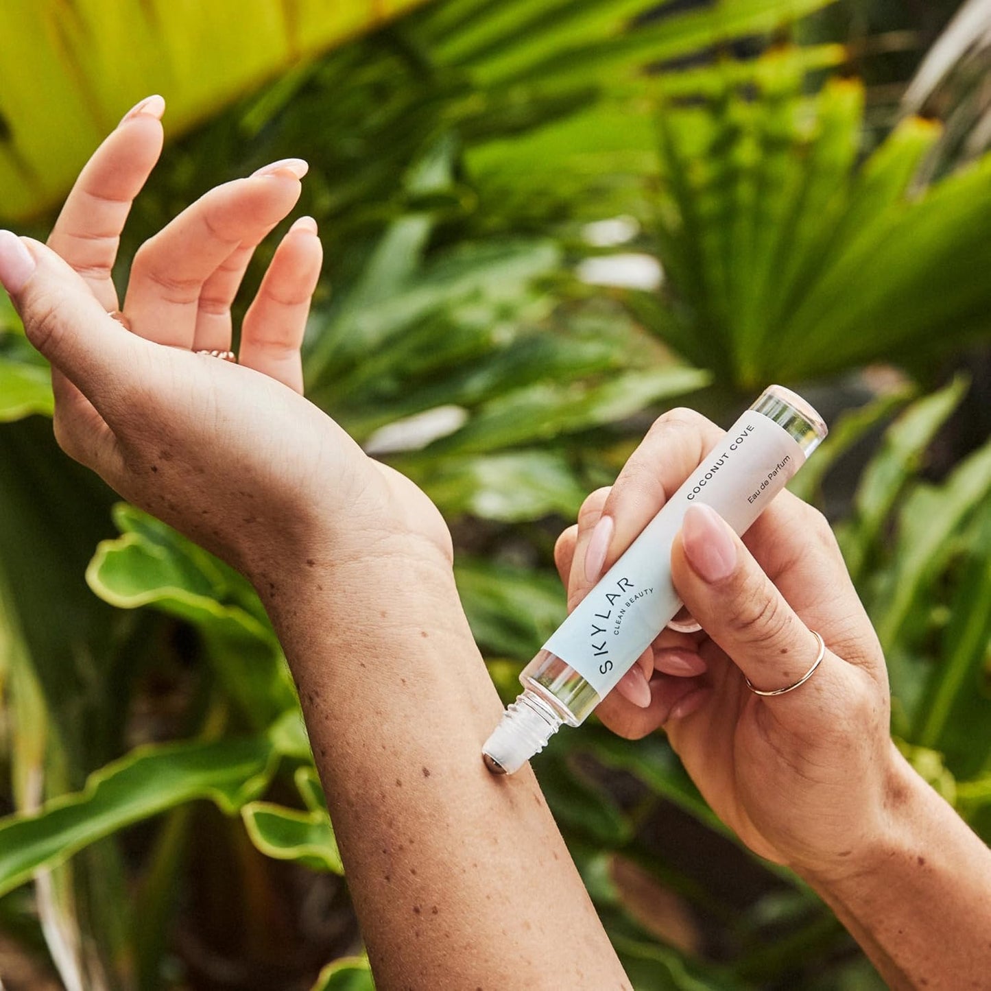 Skylar Coconut Cove Eau de Parfum - Hypoallergenic & Clean Perfume for Women & Men, Vegan & Safe for Sensitive Skin-Fruity Fresh Perfume with Notes of Bergamot, Coconut & Ambrox - 10mL /0.33 Fl oz